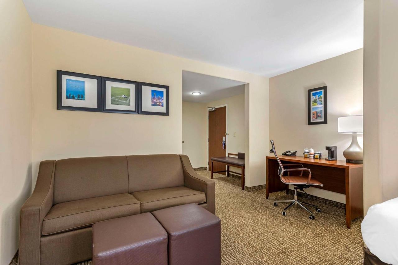Comfort Suites At Kennesaw State University Esterno foto