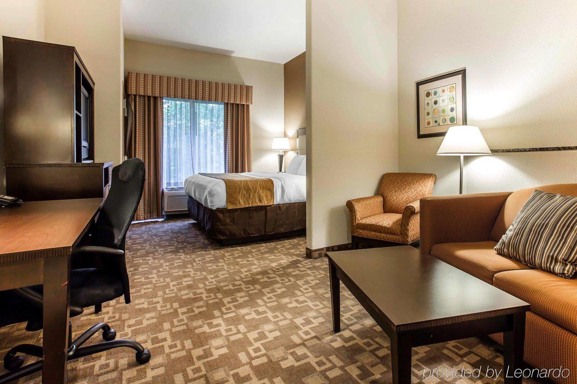 Comfort Suites At Kennesaw State University Esterno foto