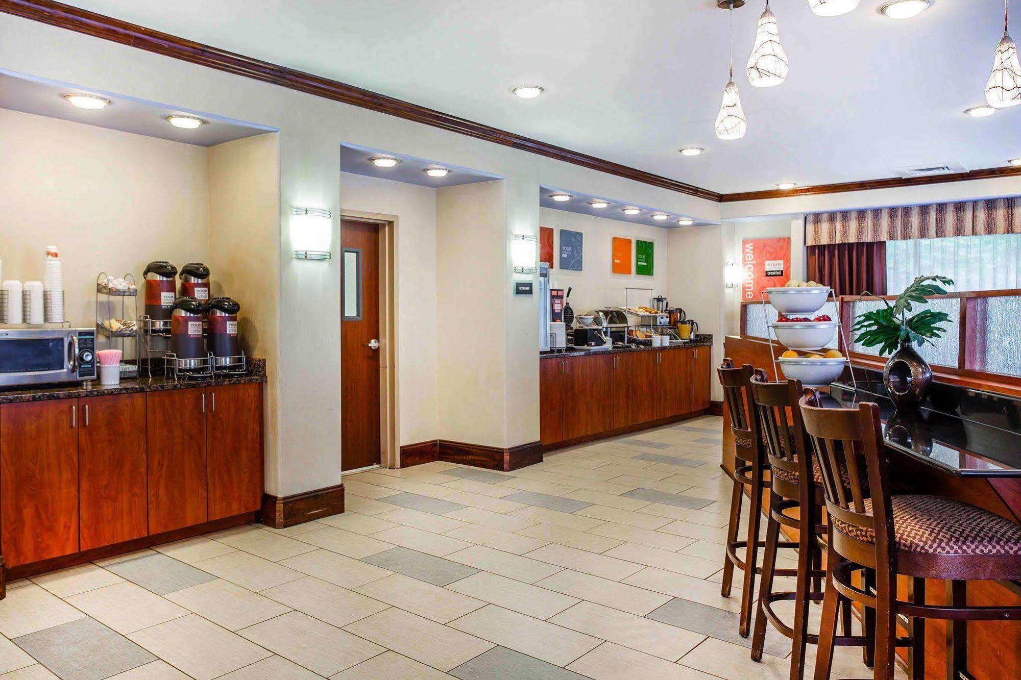 Comfort Suites At Kennesaw State University Esterno foto